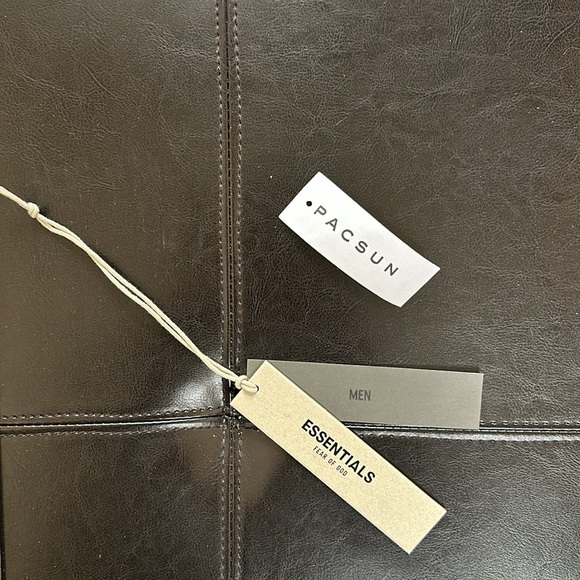 ESSENTIALS FEAR OF GOD merch bag & tags - Picture 4 of 11
